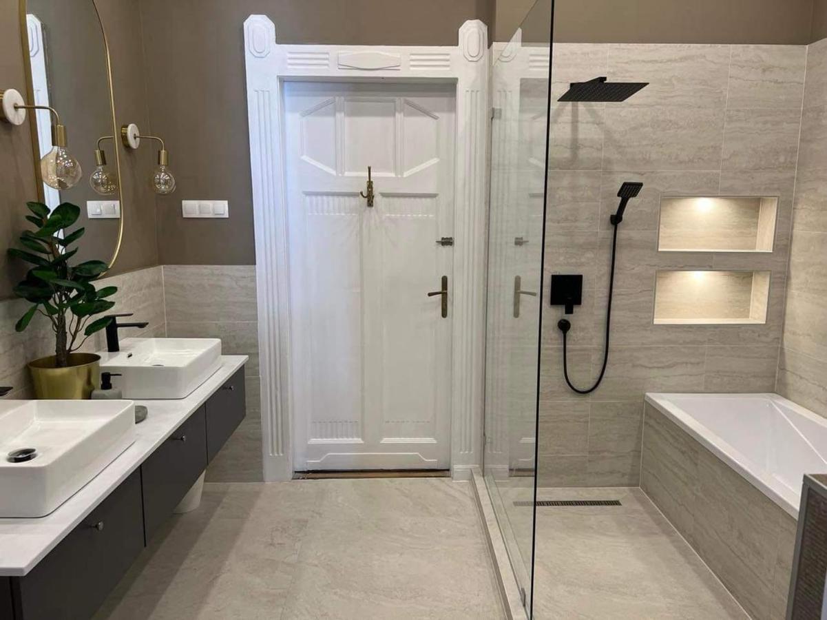 Orangehomes Panthera Luxury Apartment Budapest Eksteriør billede